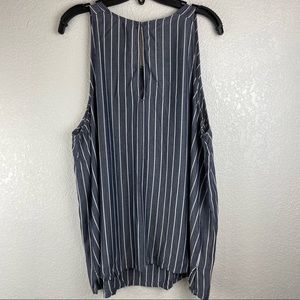 Old Navy sleeveless shirt